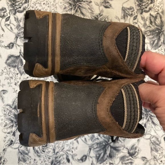 TIMBERLAND Sz 2Y  Hiking Leather Lace Up Ankle Boots Unisex - Picture 8 of 12